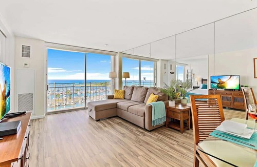 Waikiki Condo | Ilikai condo w/ocean view & beach access