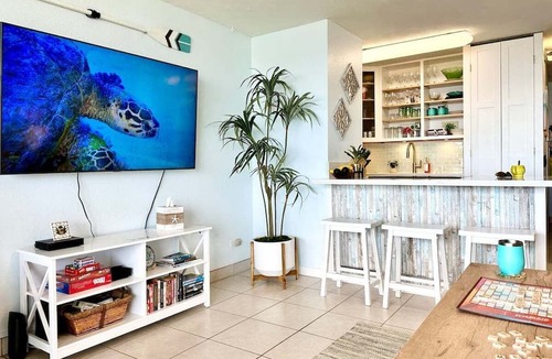 Maalaea Apartment | Perch - Maalaea Banyan: Oceanfront 1BR | 20 Steps To Beach