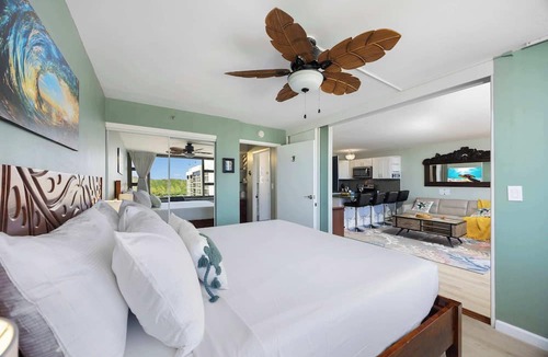 Waikiki Condo | 36FL Ocean view condo w/Diamond Head & parking
