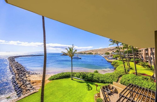 Maalaea Condo | Simply Amazing Oceanfront Condo! Milowai 310
