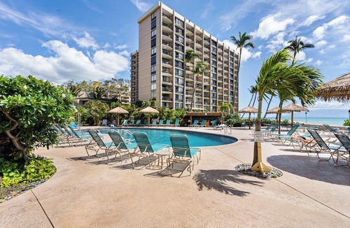 Kahana Apartment | 🐬Whales and The Waves | Discount | Beachfront | Oceanview | Pool | AC🐬