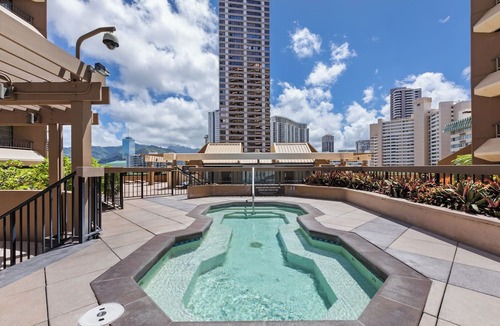 Waikiki Condo | 39th Floor Unit with Spectacular Views!