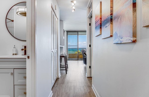 Kihei Condo | Beachfront Condo W/Unbeatable Ocean Views! Floor To Ceiling Windows & Lanai!