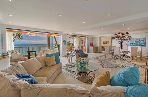 Waialae Iki Condo | Spring Special, Enjoy Luxury Resort Style Living at it's Best!