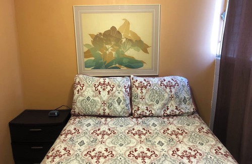 Waikiki Apartment | ~Waikiki~ LOWEST RATES IN AREA ~ 2 Bedroom ~ Fully Furn ~ Blocks to Beach ~