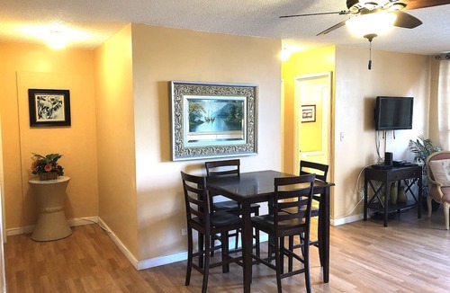 Waikiki Apartment | ~Waikiki~ LOWEST RATES IN AREA ~ 1 Bedroom ~ Fully Furn ~ Blocks to Beach ~