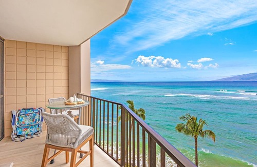 Kahana Condo | Valley Isle Resort #707 - Vacation West Maui - Beachfront Luxury