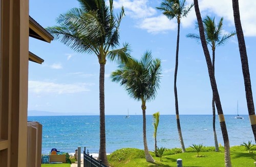 Kihei Condo | OCEANFRONT RESORT - Whale Season! Kihei Sands Beachfront Condos -B13