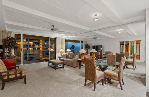Kaanapali Condo | Whaler 456 Spectacular Views And Close To Everything