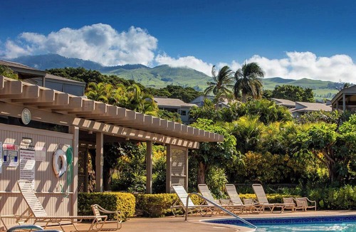 Wailea Condo | Top Floor Remodel! Ocean and Fairway Views Ekolu 908