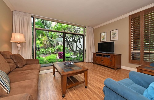 Honokowai Condo | "Seas the Day" at Hale Mahina 1 BR ground floor condo.Ocean from property *