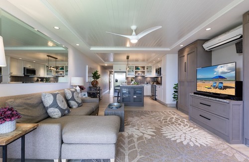 Kihei Condo | OCEAN VIEWS-BUILDING 10-STUNNING REMODEL-AC-WELL EQUIPPED-METICULOUS CLEANING