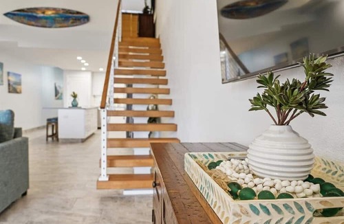 Kihei Condo | BRAND NEW REMODEL-OCEAN VIEWS-WELL EQUIPPED-AC THROUGHOUT-METICULOUS CLEANING