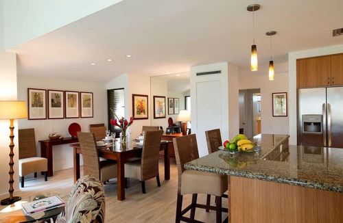 Wailea Condo | Spacious Modern Haven Just Steps from the Beach - Wailea Elua #908 -Lush Grounds