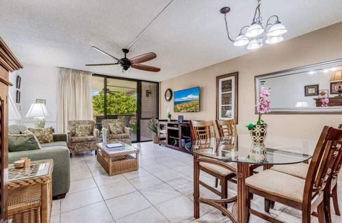 Kihei Condo | Upgraded Condo w/Open Kitchen, Ground Floor Lanai, WiFi–Kamaole Sands 4102