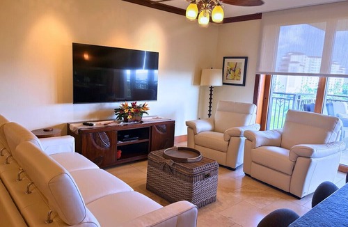Ko Olina Condo | Hale Healani B-705 Stunning Views of the ocean: Sept. Special Book 7 nights get 1 night free.