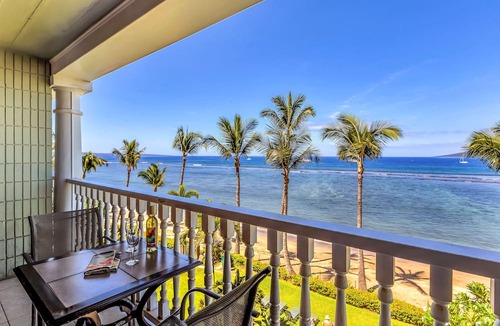 Historic Lahaina Front Street Condo | Peaceful Oceanfront Studio 423 LS