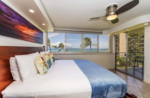 Kahana Condo | Modern Luxury OCEAN FRONT condo with Lanai & Molokai Views!-Royal Kahana 409