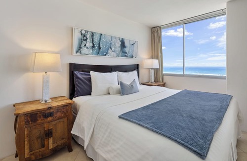 Waikiki Condo | Breathtaking Ocean and Yacht Harbor Views! #1482