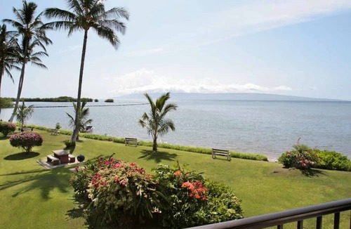 Kaunakakai Condo | Tropical Ocean View w/Lanai, WiFi, Cable TV-#212