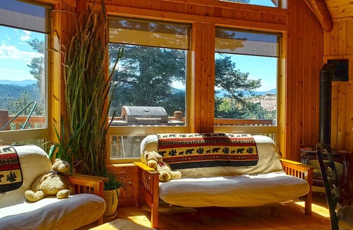 Cripple Creek Cabin | Mountain Dream Hot Tub! Views! Privacy! Pool table,Wi-Fi
