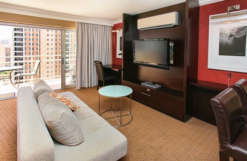 Waikiki Condo | Ilikai 1636 Ocean/Lagoon/King Bed, Sofa Bed