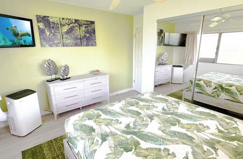 Kihei Condo | Where Tradition Meets Comfort Kihei Condo New AC Steps to Kamaole II Beach