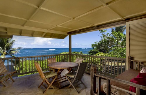 Hana Condo | Oceanfront #5 at Hana Kai Maui - 2 BR/2 BA Upper Floor Corner 100ʻ from Water!