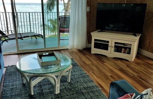 Punaluu Condo | North Shore end unit with wrap around lanai on Secluded Beach