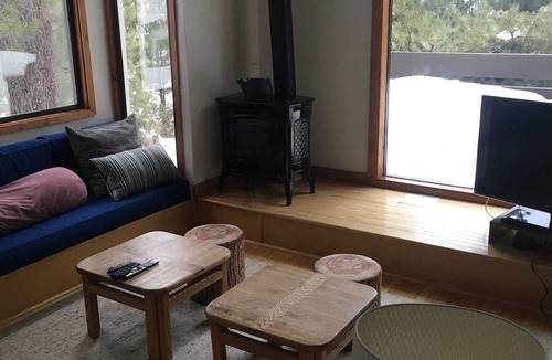Olympic Valley House | KT Hideaway - Cozy Palisades Condo
