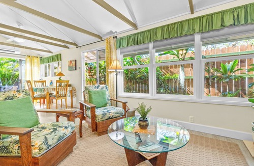 Lanikai Apartment | Since 1985 Legal Lanikai Garden Studio AC, across the street from Lanikai Beach!
