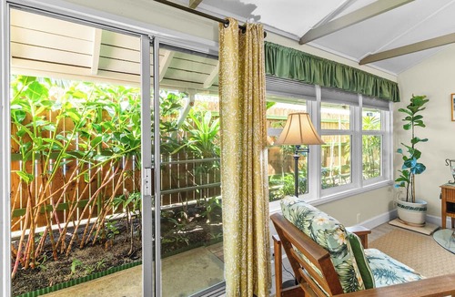 Lanikai Apartment | Since 1985 Legal Lanikai Garden Studio AC, across the street from Lanikai Beach!
