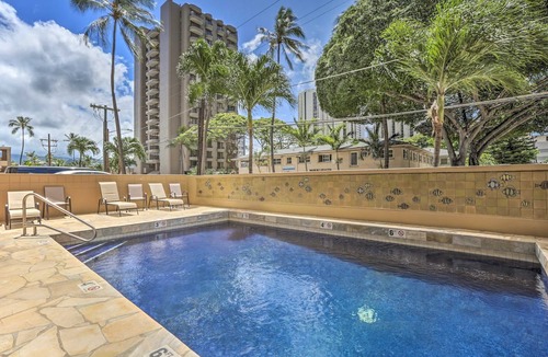 Waikiki Condo | Waikiki 2 bd - 2 blocks from the beach
