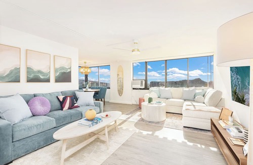 Waikiki Apartment | 2BR Ocean View Condo at The Windsor Waikiki Near the Beach