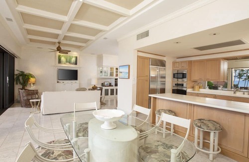 Wailea Condo | Snorkel Directly Out Front - Makena Surf C105