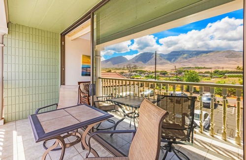 Historic Lahaina Front Street Condo | Your Island Base: Mountain View Studio 224 LS