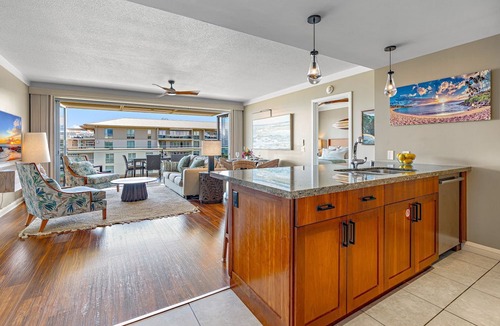 Kaanapali Condo | Maui Resort Rentals: Hokulani 605 – Premier 6th-Floor Oceanview Penthouse | Closest 2BR Column to the Ocean!