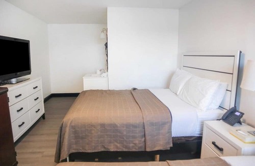 Ronks Apartment | Queen Bed | Ronks, PA