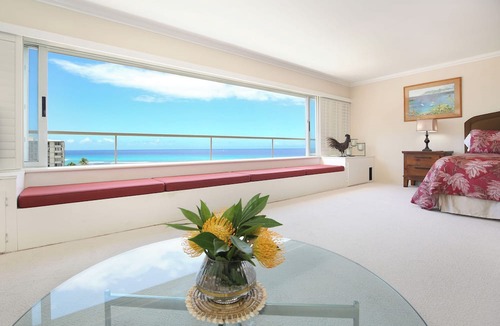 Diamond Head - Kapahulu - St. Louis Condo | Breathtaking Ocean Views from Quiet Beachfront Condo! Free Parking & Wi-Fi!