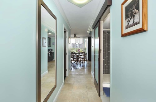 Waikiki Condo | Gorgeous partial Ocean View in the Heart of Waikiki! FREE Parking & Wi-Fi!