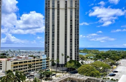 Ala Moana Hotel | Ala Moana Hotel @10FL R4 Studio - Partial Ocean 2beds4person