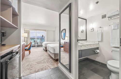 Ala Moana Apartment | Ala Moana Condo by Zelloo