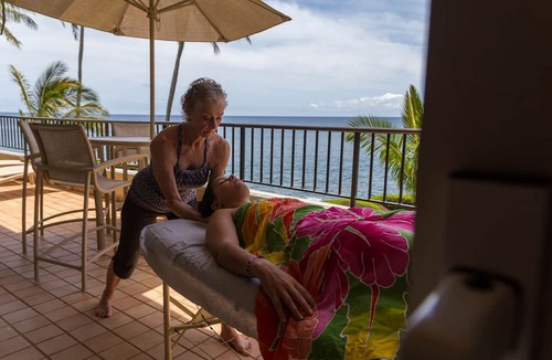 Poipu Condo | Whalers Cove Oceanfront Resort