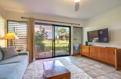 Kaunakakai Condo | Kaunakakai Home at Molokai Shores w/Pool!