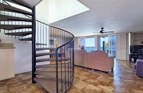Punaluu Apartment | Coastal Dream Getaway 4
