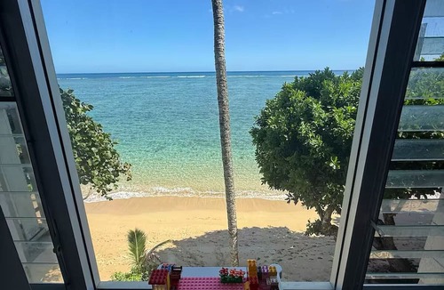 Punaluu Condo | AlohaCation - Oceanfront North Shore Oahu - Fast Wi-Fi for Remote Work