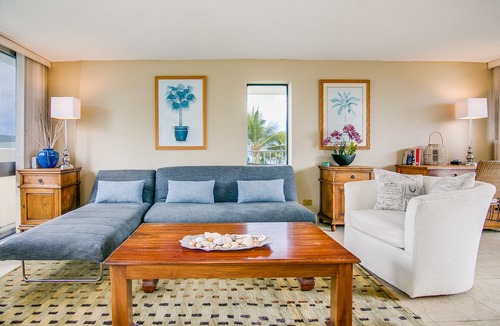 Diamond Head - Kapahulu - St. Louis Condo | Ocean Front Balcony, 2 Bedrooms, Full Kitchen