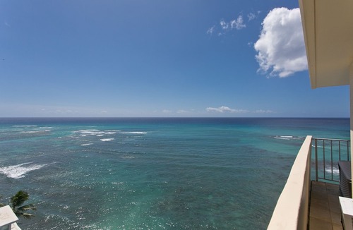 Diamond Head - Kapahulu - St. Louis Condo | OCEAN FACING-14th Fl Gold Coast/Penthouse @ Diamond Head Beach Hotel