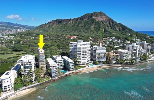 Diamond Head - Kapahulu - St. Louis Condo | Gold Coast Ocean View One Bedroom w/Full Kitchen & WiFi