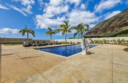 Makaha Valley House | Mystic Mermaid Island Retreat